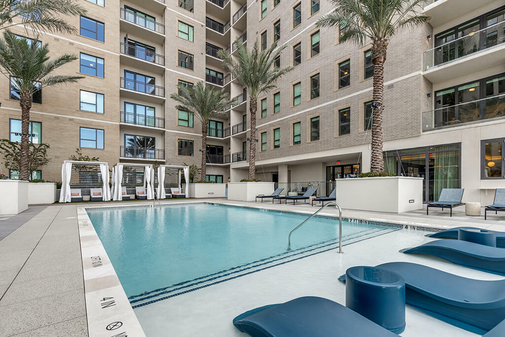 10100 Waugh Apartments